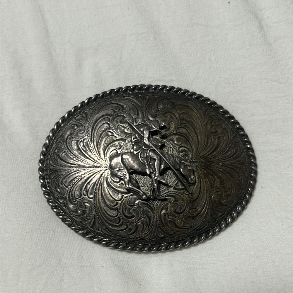 VINTAGE 1990s *END OF THE TRAIL TRAIL OF TEARS* INDIAN BELT BUCKLE